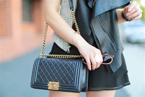 how to wear chanel boy flap bag|Chanel boyfriend bag small.